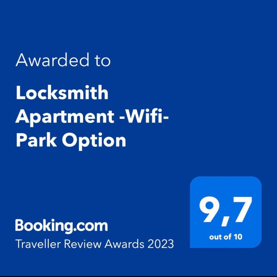 Locksmith Apartment - Park Option Sevilla Exterior foto