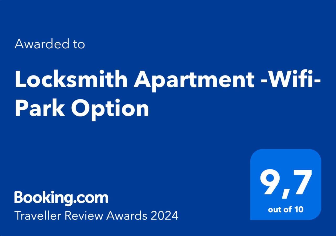 Locksmith Apartment - Park Option Sevilla Exterior foto